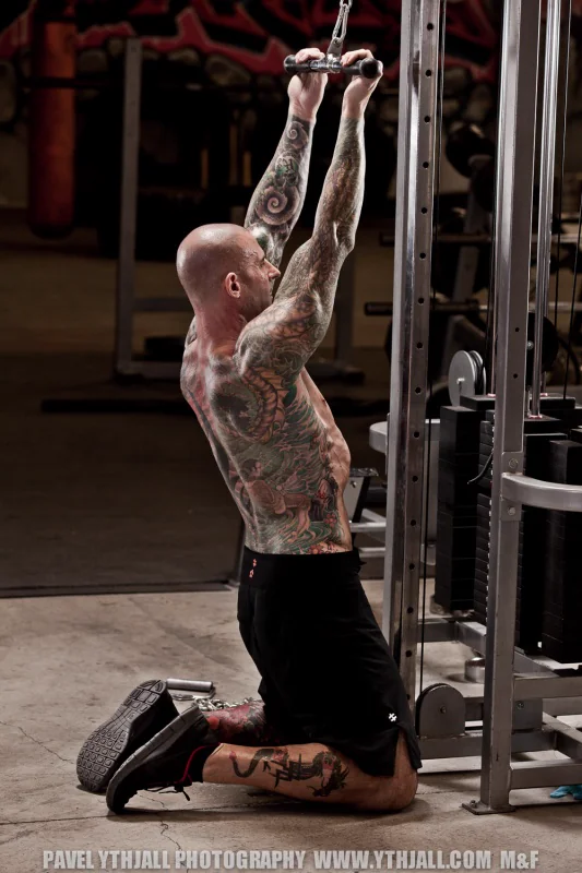 Kneeling Overhead Curl